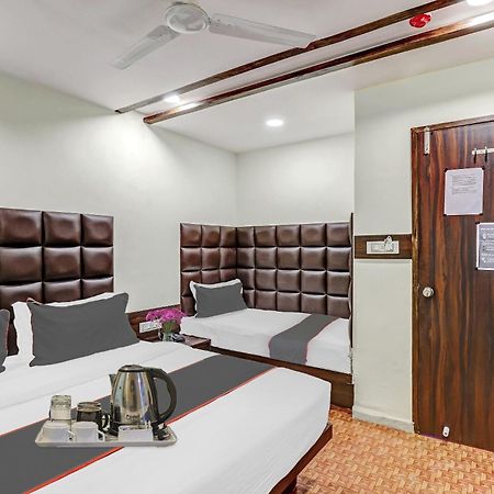 Collection O Laxmi Kuber Hotel Utrān Kültér fotó